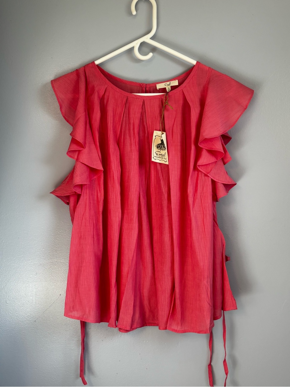 Easel Hot Pink Pleated Ruffle Flutter Sleeve Babydoll Blouse Sz M. NWT